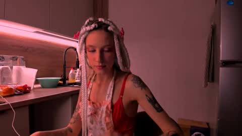 Snapshot of skyewavy chatting on 12, 2, 2025 online show from 12, 2, 2025