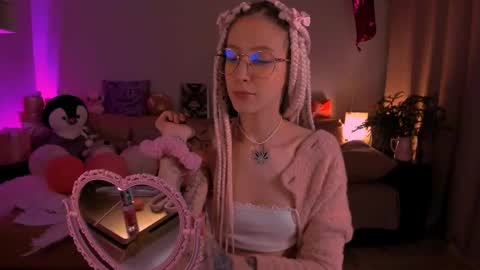 Snapshot of skyewavy chatting on 20, 2, 2025 online show from 20, 2, 2025