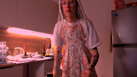 Snapshot of skyewavy chatting on 12, 3, 2025 online show from 12, 3, 2025