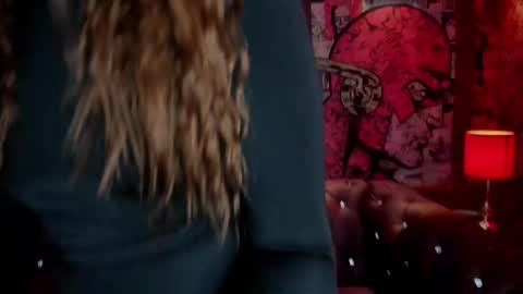 Snapshot of skylar__desire chatting on 29, 10, 2025 skylar__desire online show from 29, 10, 2025