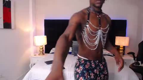 SKYLERBIGXXX online show from 9, 6, 2026
