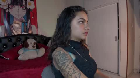 Snapshot of skyloverhot chatting on 10, 10, 2025 skyloverhot online show from 10, 10, 2025