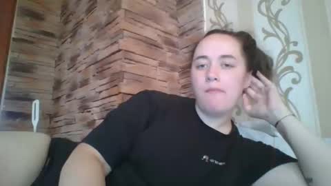 Snapshot of skyressie333 chatting on 9, 10, 2025 skyressie333 online show from 9, 10, 2025