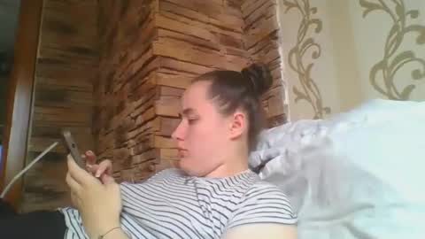 Snapshot of skyressie333 chatting on 18, 10, 2025 skyressie333 online show from 18, 10, 2025