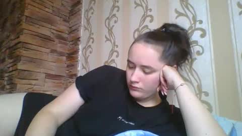 Snapshot of skyressie333 chatting on 23, 11, 2025 skyressie333 online show from 23, 11, 2025