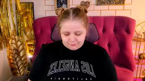 Snapshot of sladadeew chatting on 19, 2, 2026 Slada Deew online show from 19, 2, 2026