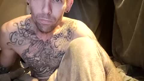 Snapshot of slangincock69 chatting on 21, 1, 2025 SexyMFSlangincock69FYPM online show from 21, 1, 2025