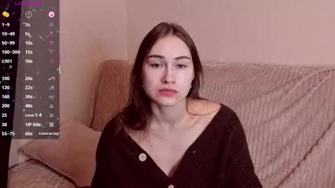 Snapshot of sleeeepy_af chatting on 6, 10, 2025 Alice online show from 6, 10, 2025