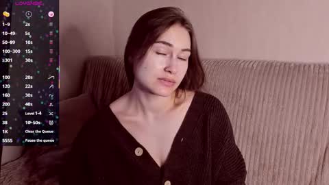 Snapshot of sleeeepy_af chatting on 19, 10, 2025 Alice online show from 19, 10, 2025