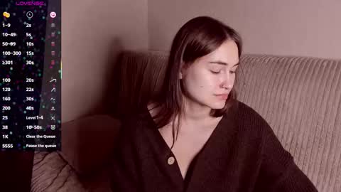 Snapshot of sleeeepy_af chatting on 23, 10, 2025 Alice online show from 23, 10, 2025