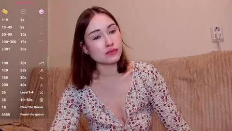 Snapshot of sleeeepy_af chatting on 22, 5, 2026 Alice online show from 22, 5, 2026