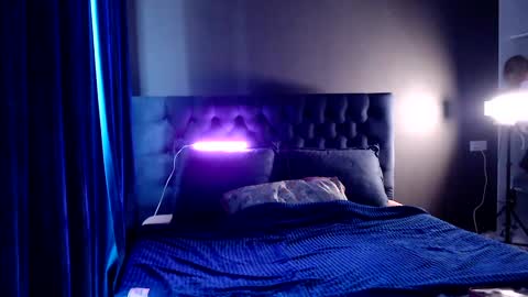 Slemgem Amy  friends online show from 5, 10, 2025