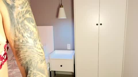 Slemgem Amy  friends online show from 4, 4, 2026