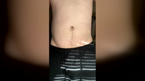 Snapshot of slender6ft2man chatting on 5, 4, 2026 Aaron online show from 5, 4, 2026