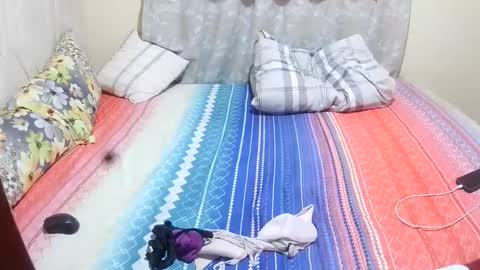 Snapshot of slender_sweetbabe chatting on 1, 2, 2026 slender_sweetbabe online show from 1, 2, 2026