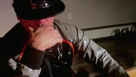 Slick online show from 18, 12, 2025