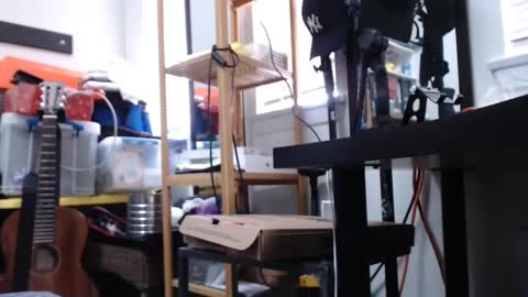 sliderguy699 online show from 4, 2, 2025