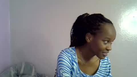 Snapshot of slim_alicia chatting on 27, 9, 2025 Alicia online show from 27, 9, 2025