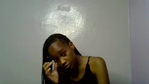 Snapshot of slim_alicia chatting on 5, 10, 2025 Alicia online show from 5, 10, 2025