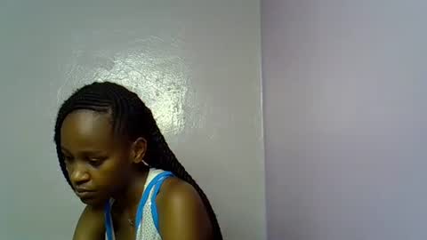 Snapshot of slim_alicia chatting on 7, 10, 2025 Alicia online show from 7, 10, 2025