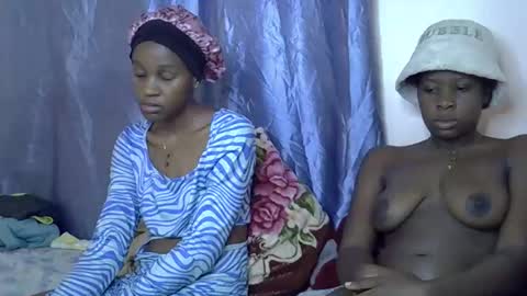 Snapshot of slim_alicia chatting on 25, 10, 2025 Alicia online show from 25, 10, 2025