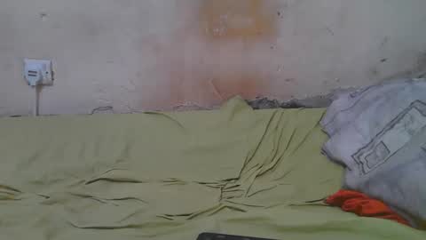 slim_girl3 online show from 13, 5, 2026