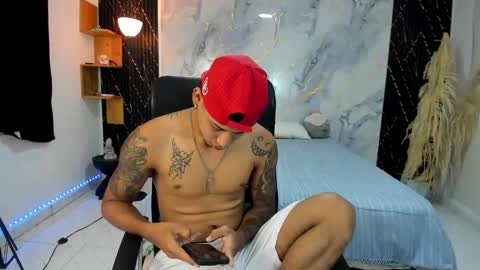 Snapshot of slim_master12 chatting on 27, 4, 2026 slim_master12 online show from 27, 4, 2026