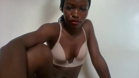 Snapshot of slimdiva chatting on 7, 11, 2025 slimdiva online show from 7, 11, 2025