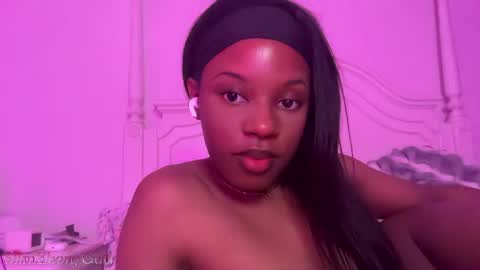 slimebonygurl online show from 25, 6, 2026