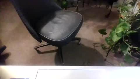 Snapshot of slinkyblk chatting on 1, 11, 2025 slinkyblk online show from 1, 11, 2025