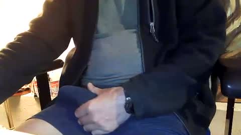 Snapshot of slogrow_uncut chatting on 2, 12, 2024 SlowGrow Uncut online show from 2, 12, 2024