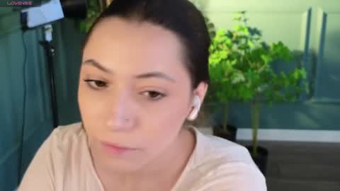 Emilia online show from 15, 6, 2026