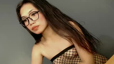 Snapshot of slut4attention chatting on 18, 11, 2025 slut4attention online show from 18, 11, 2025