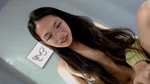 slut4attention online show from 30, 5, 2026