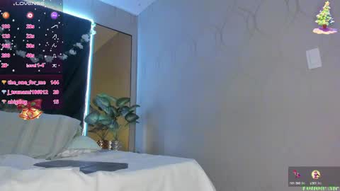 Snapshot of slut_milf4u chatting on 24, 12, 2024 Paola online show from 24, 12, 2024