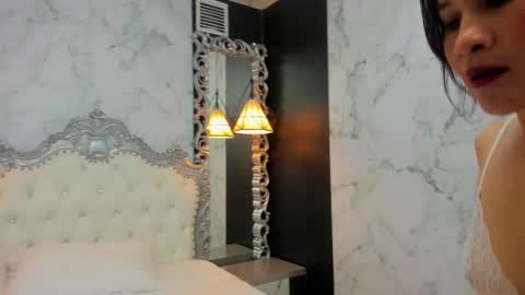 Snapshot of slut_milf4u chatting on 4, 10, 2025 Paola  online show from 4, 10, 2025