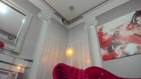 Paola  online show from 20, 11, 2025