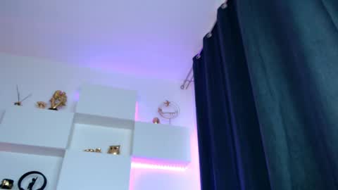 Snapshot of slut_tattoogirl chatting on 15, 4, 2026 Ariana online show from 15, 4, 2026