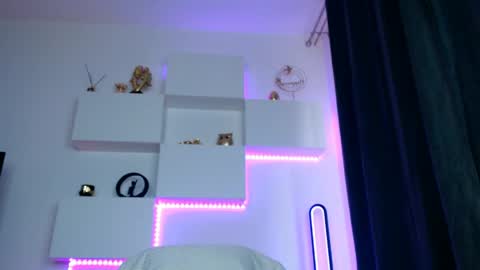 Snapshot of slut_tattoogirl chatting on 29, 4, 2026 Ariana online show from 29, 4, 2026