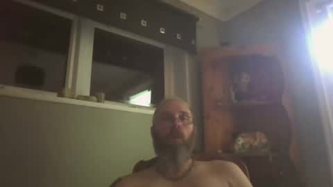 Snapshot of slutfucker20 chatting on 10, 1, 2025 slutfucker20 online show from 10, 1, 2025