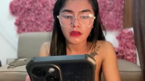 Snapshot of slutty_lavinia chatting on 4, 10, 2025 Slutty Lavinia online show from 4, 10, 2025