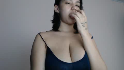 Snapshot of slutty_pervert chatting on 4, 5, 2026 Sofia online show from 4, 5, 2026