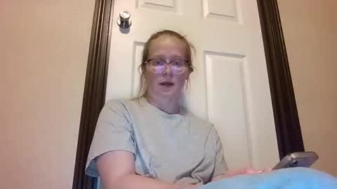 Slutty redhead3 online show from 19, 10, 2025