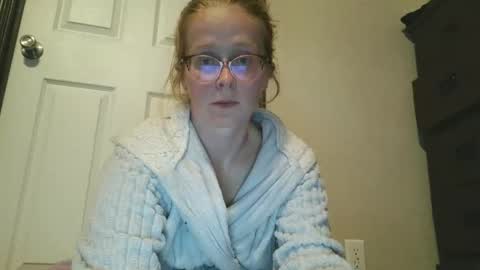 Slutty redhead3 online show from 3, 11, 2025