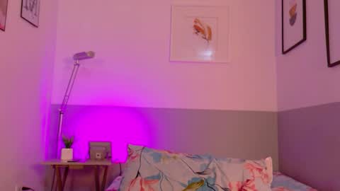 Snapshot of sluttyandmature chatting on 30, 4, 2026 MARCELA online show from 30, 4, 2026