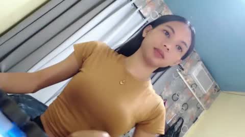 Snapshot of sluttychie chatting on 1, 4, 2026 CHIE CHIE online show from 1, 4, 2026