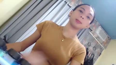 Snapshot of sluttychie chatting on 5, 4, 2026 CHIE CHIE online show from 5, 4, 2026