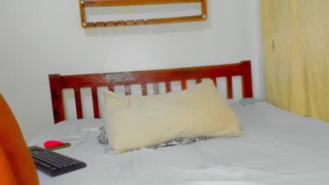 Sexyslutt online show from 16, 9, 2025