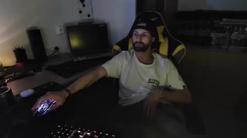 Snapshot of slwdn chatting on 20, 1, 2025 SlowDown online show from 20, 1, 2025