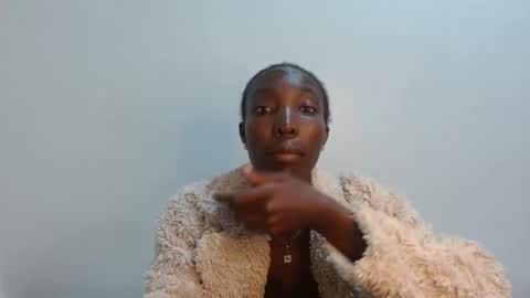 Snapshot of sly_rose chatting on 9, 11, 2025 sly_rose online show from 9, 11, 2025